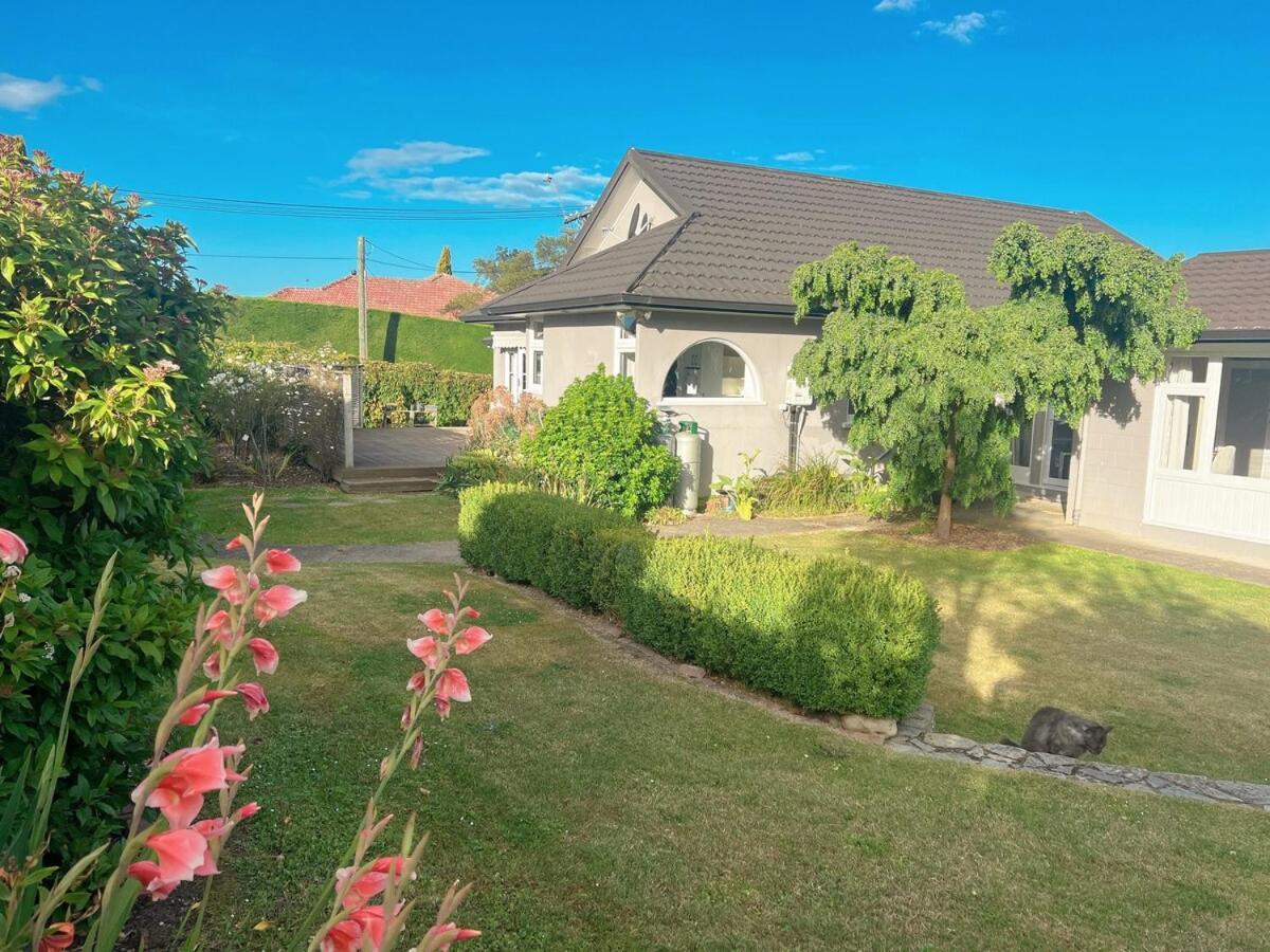 奥玛鲁Beautiful Garden View 4Br House别墅 外观 照片