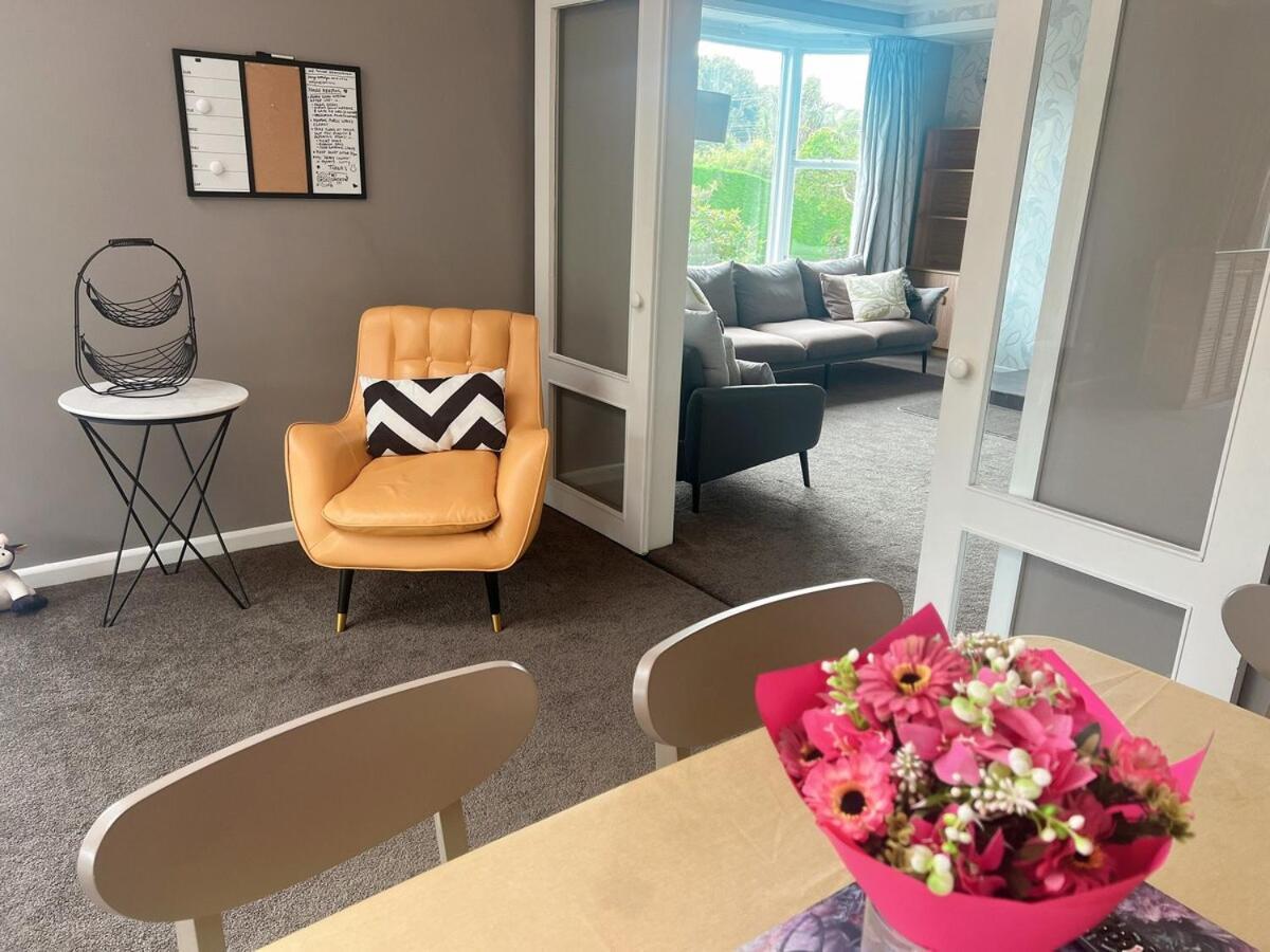 奥玛鲁Beautiful Garden View 4Br House别墅 外观 照片